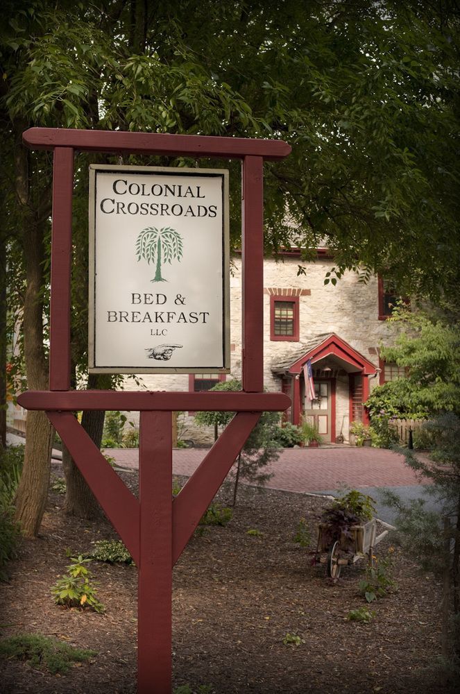 Colonial Crossroads 3*
